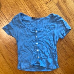 ADORABLE blue back to school tee (BRANDY MELVILLE, SM)